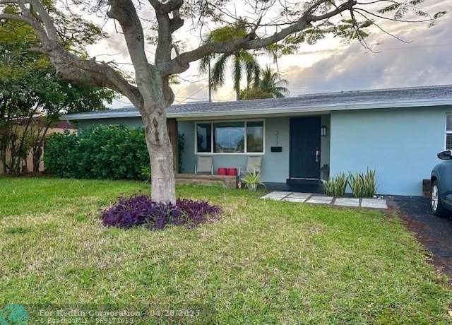 Property at 317 SE 3 Ter, Deerfield Beach, FL 33441, 3 beds, 2 baths
