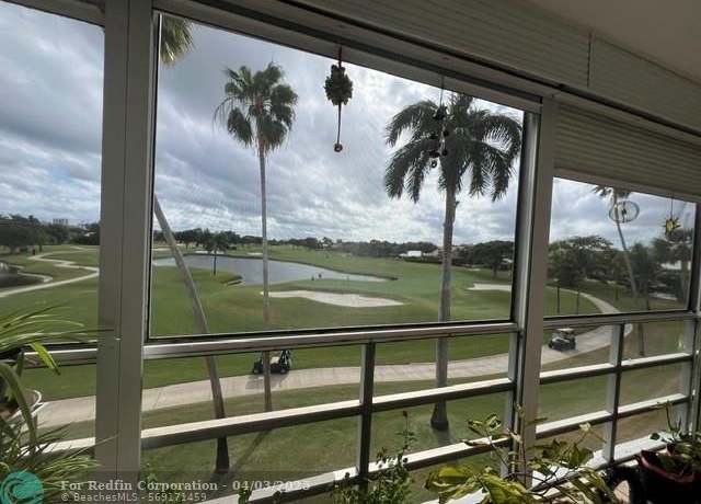 Property at 4848 NE 23rd Ave Unit 10C, Fort Lauderdale, FL 33308, 2 beds, 2 baths