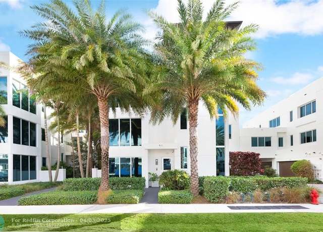 Property at 246 Shore Ct, Lauderdale By The Sea, FL 33308, 3 beds, 3 baths