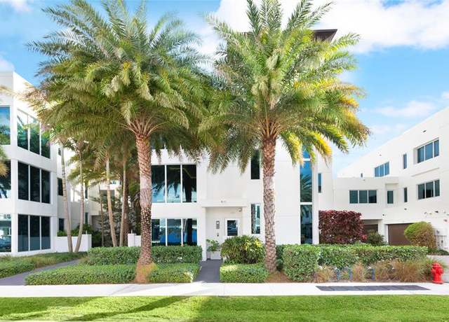 Property at 246 Shore Ct, Lauderdale By The Sea, FL 33308, 3 beds, 3 baths