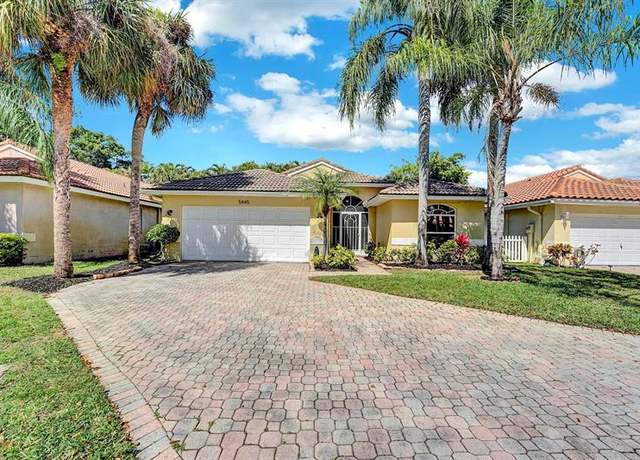 Property at 5445 Grande Palm Cir, Delray Beach, FL 33484, 3 beds, 2.5 baths