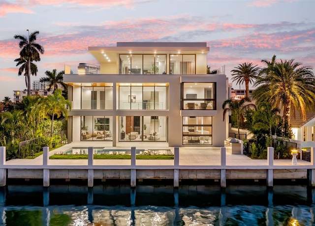 Property at 1637 SE 14th St, Fort Lauderdale, FL 33316, 7 beds, 7 baths
