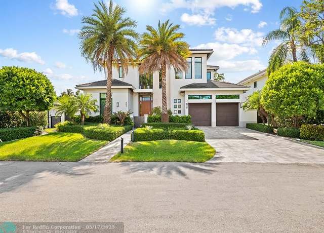 Property at 301 NE 23rd Ave, Fort Lauderdale, FL 33301, 4 beds, 4.5 baths