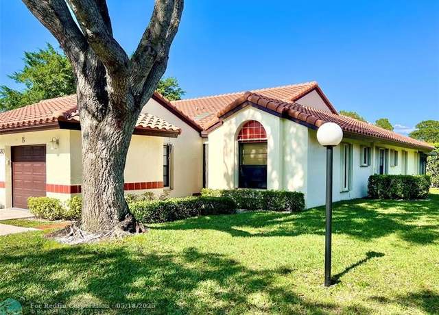 Property at 10630 Beach Palm Ct Unit B, Boynton Beach, FL 33437, 3 beds, 2 baths