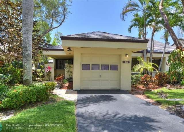 Property at 344 NW 94 Ter, Plantation, FL 33324, 3 beds, 2 baths