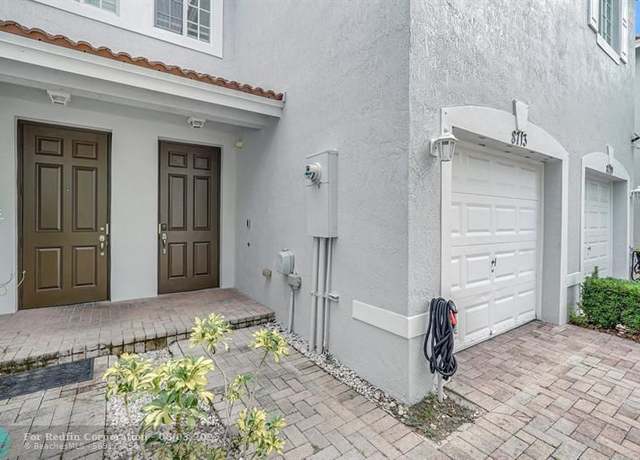 Property at 8713 Cypress Walk Ct, Tamarac, FL 33321, 2 beds, 2.5 baths