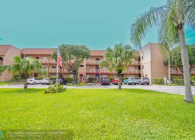 Property at 9681 Sunrise Lakes Blvd #104, Sunrise, FL 33322, 2 beds, 2 baths
