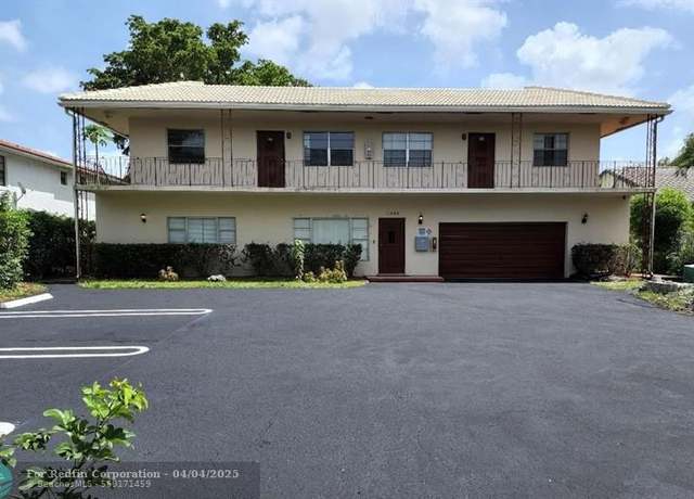 Property at 11440 NW 39th St, Coral Springs, FL 33065, 8 beds, 6 baths