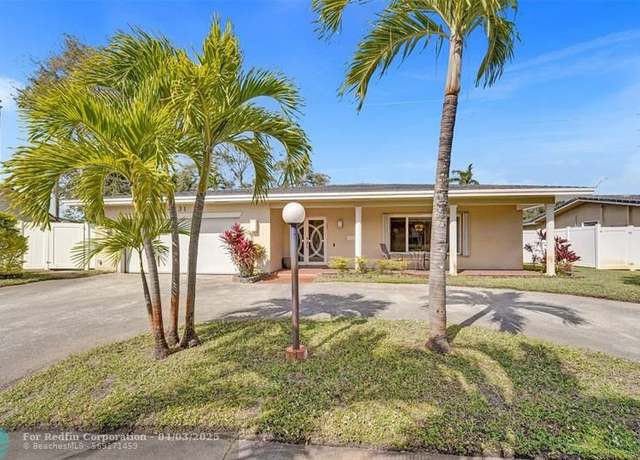 Property at 4131 N 41st Ct, Hollywood, FL 33021, 4 beds, 3 baths