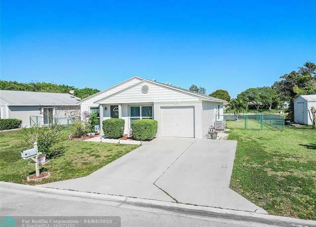 Property at 23286 Liberty Bell Ter, Boca Raton, FL 33433, 3 beds, 2 baths
