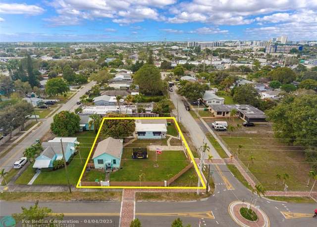 Property at 302 SW 2 Ave, Dania, FL 33004, 5 beds, 4 baths