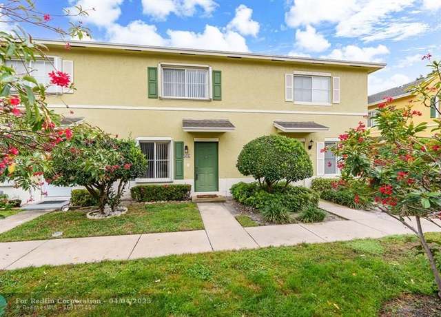 Property at 506 W Bloxham St #506, Lantana, FL 33462, 2 beds, 2.5 baths