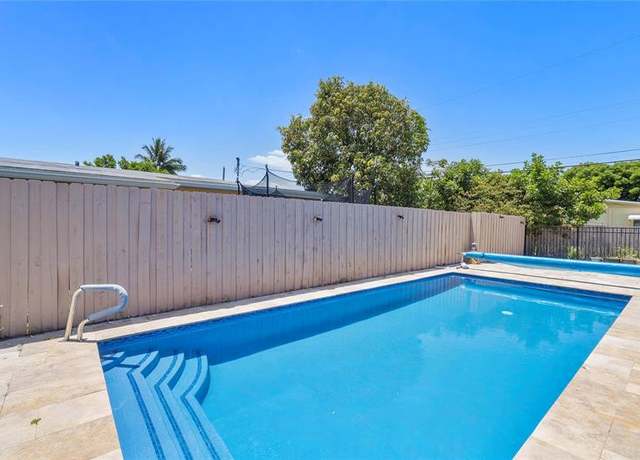 Property at 5641 SW 38th Ct, Davie, FL 33314, 3 beds, 2 baths