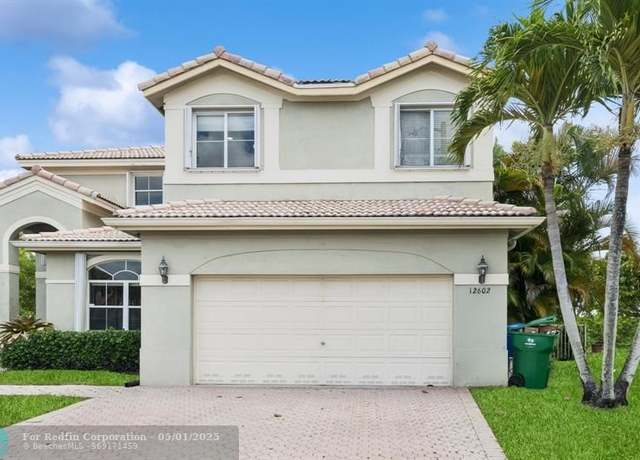 Property at 12602 SW 28th St, Miramar, FL 33027, 4 beds, 2.5 baths