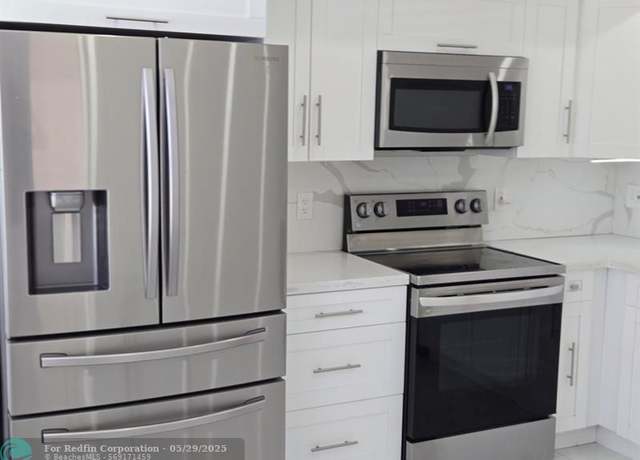 Property at 2302 Lucaya Ln Unit A1, Coconut Creek, FL 33066, 2 beds, 2 baths
