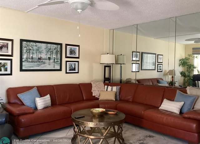 Property at 60 Brighton Unit B, Boca Raton, FL 33434, 2 beds, 1.5 baths