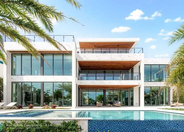 Property at 1555 SE 14th Ct, Deerfield Beach, FL 33441, 6 beds, 7 baths