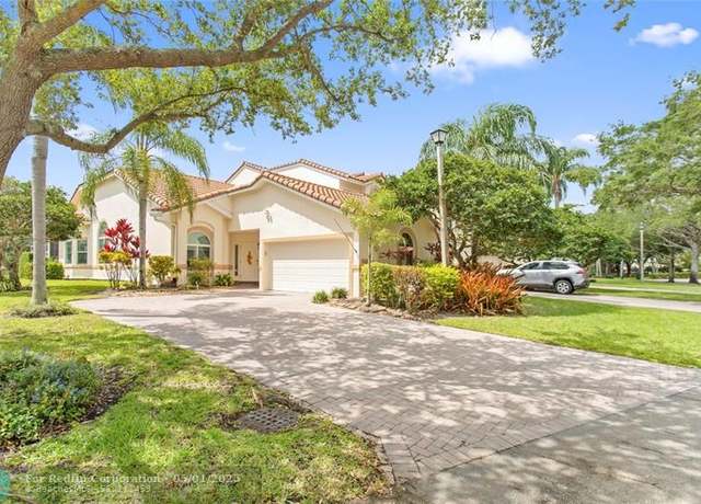 Property at 668 W Palm Aire Dr #668, Pompano Beach, FL 33069, 3 beds, 2.5 baths
