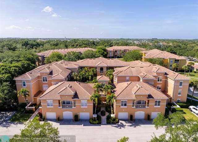 Property at 5020 Fairways Cir Unit J107, Vero Beach, FL 32967, 1 bed, 1 bath