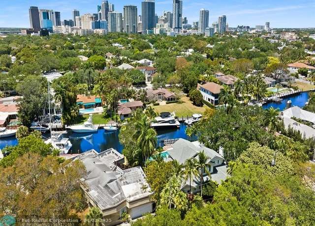 Property at 1401 SE 9th St, Fort Lauderdale, FL 33316, 4 beds, 4 baths