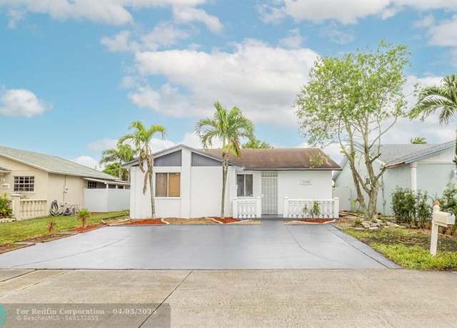 Property at 5100 NW 195th Ter, Miami Gardens, FL 33055, 3 beds, 2 baths