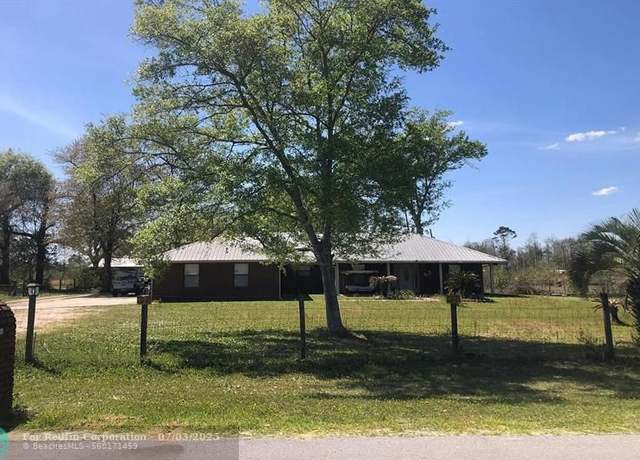 Property at 8815 Dorothy Farris Rd, FL 32409, 3 beds, 2 baths