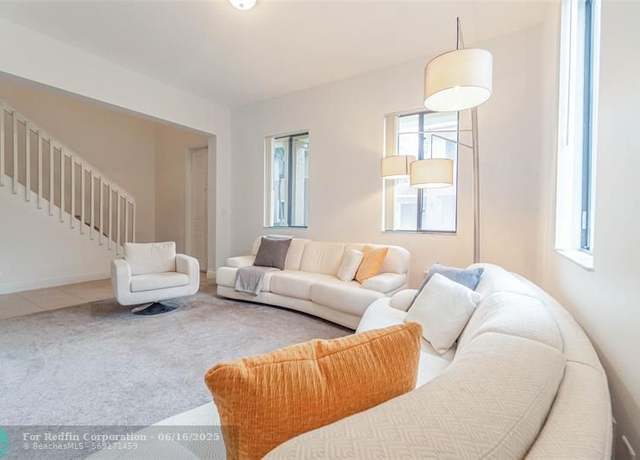Property at 2514 Venetian Ct, Boynton Beach, FL 33426, 3 beds, 2.5 baths