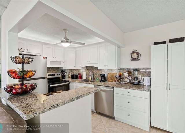 Property at 3078 Harwood F #3078, Deerfield Beach, FL 33442, 1 bed, 1.5 baths