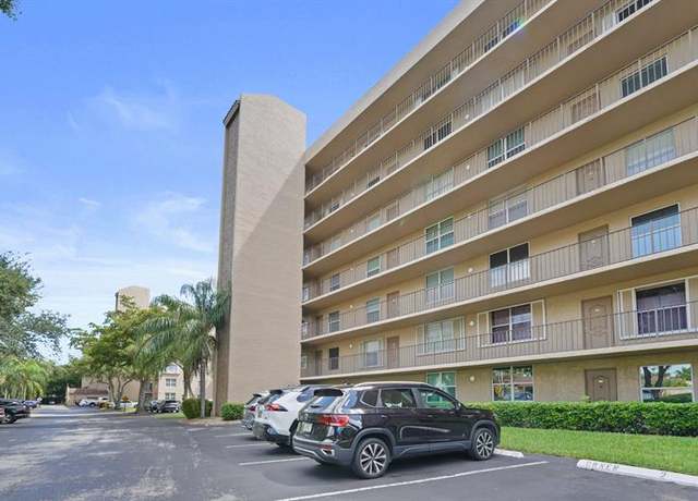 Property at 4550 NW 18th Ave #301, Deerfield Beach, FL 33064, 2 beds, 2 baths