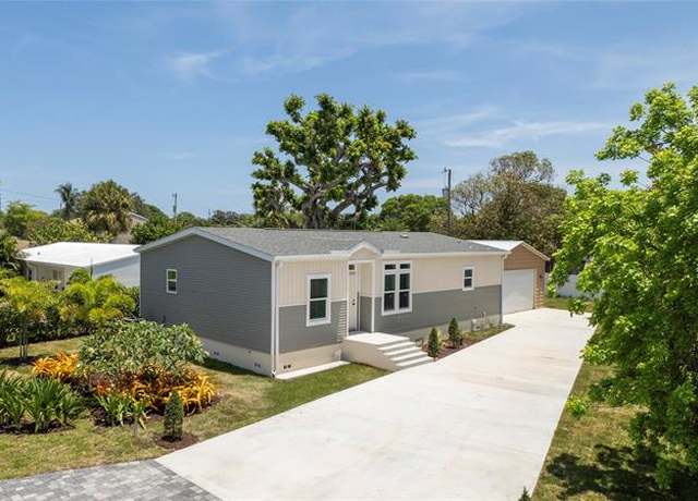 Property at 1757 12th Ct N, Lake Worth, FL 33460, 3 beds, 2 baths