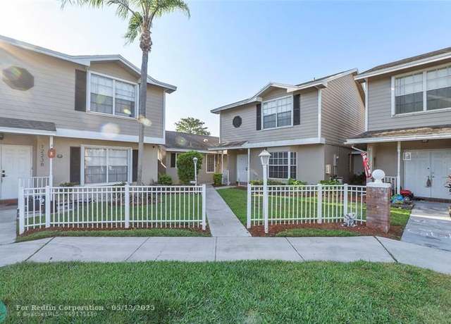 Property at 12242 NW 36th Pl #12242, Sunrise, FL 33323, 3 beds, 2.5 baths