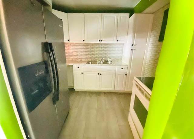 Property at 495 SE 8th St #137, Deerfield Beach, FL 33441, 2 beds, 2 baths