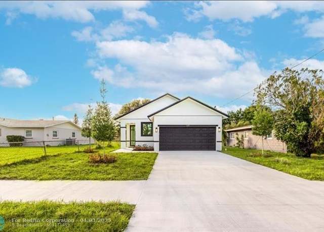 Property at 1605 N 23 Rd St, Fort Pierce, FL 34950, 3 beds, 2 baths