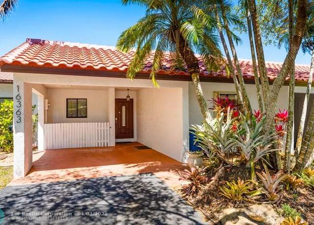 Property at 16363 Cammi Ln #21, Weston, FL 33326, 3 beds, 2 baths