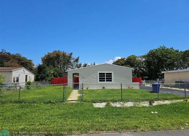 Property at 1152 NW 17th Ave, Fort Lauderdale, FL 33311, 3 beds, 1.5 baths