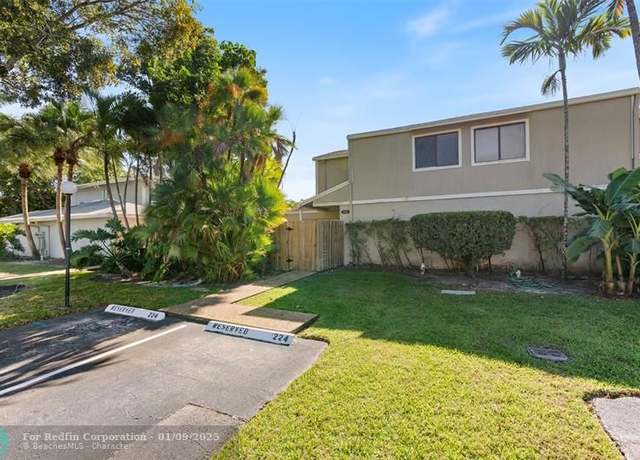 Property at 722 NW 132nd Ter #722, Plantation, FL 33325, 2 beds, 2 baths