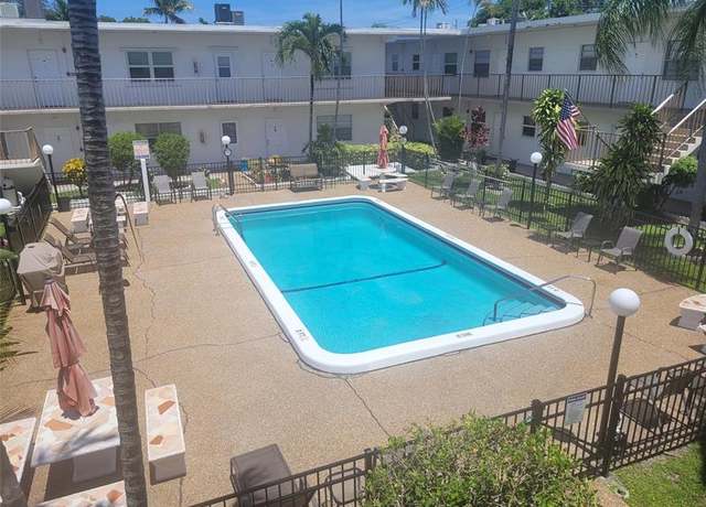 Property at 2240 Johnson St #204, Hollywood, FL 33020, 1 bed, 1.5 baths