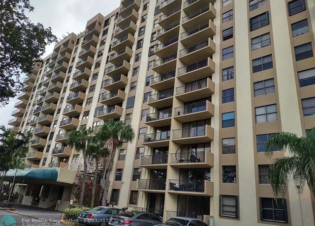 Property at 1470 NE 123rd St Unit A512, Miami, FL 33161, 1 bed, 1 bath
