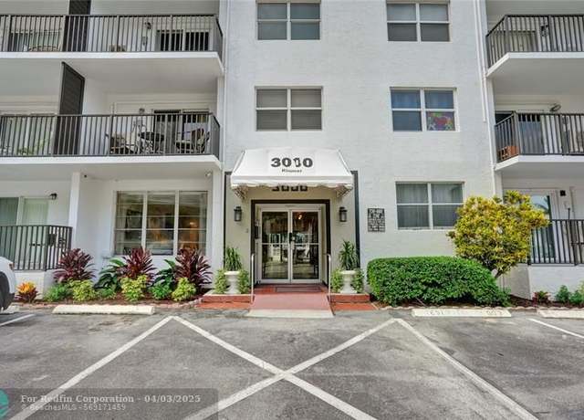 Property at 3000 Riomar St #105, Fort Lauderdale, FL 33304, 1 bed, 1 bath