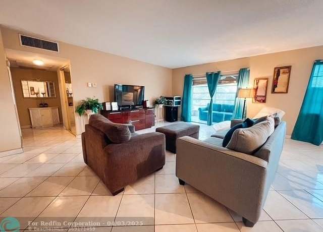 Property at 4311 NW 16th St Unit 303B & 304B, Fort Lauderdale, FL 33313, 3 beds, 3 baths