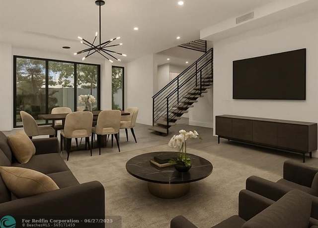 Property at 204 Osceola Park Ln, Delray Beach, FL 33483, 4 beds, 4.5 baths