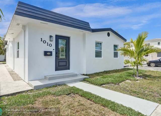 Property at 1010 N 16th Ave, Hollywood, FL 33020, 3 beds, 2 baths