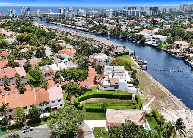 Property at 3525 Bosun Cir, Delray Beach, FL 33483, 3 beds, 2 baths