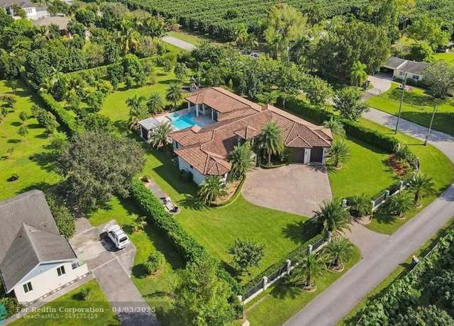 Property at 15701 SW 254th St, Miami, FL 33031, 4 beds, 3.5 baths