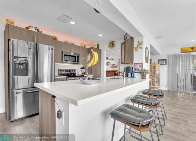 Property at 4331 NW 12th Ter, Deerfield Beach, FL 33064, 3 beds, 3 baths