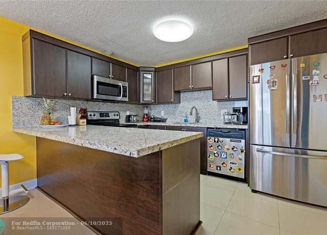 Property at 143 San Remo Blvd #143, North Lauderdale, FL 33068, 3 beds, 2.5 baths
