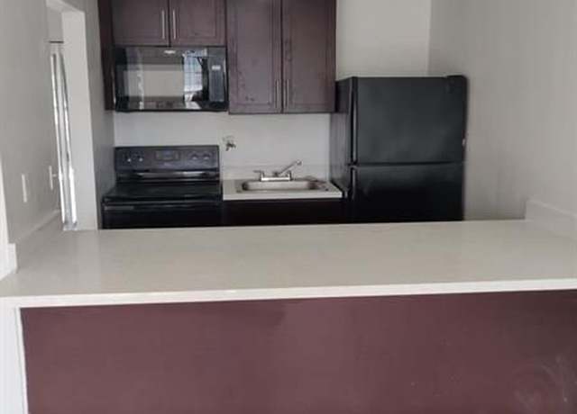 Property at 251 NW 177th St #119, Miami, FL 33169, 1 bath