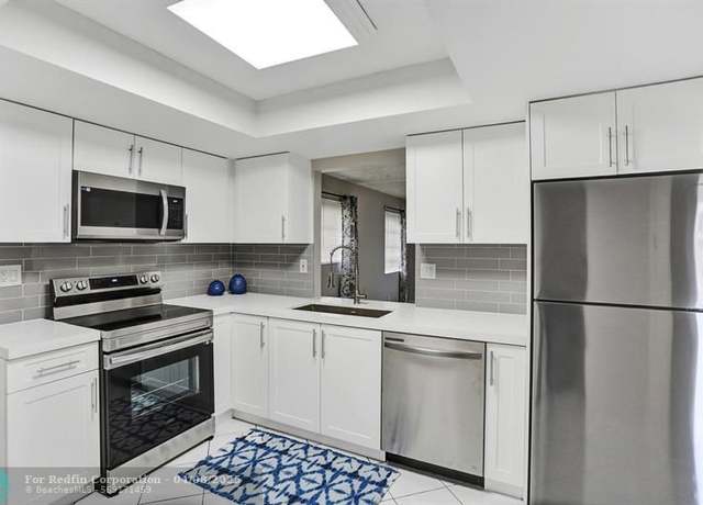 Property at 1821 NE 40th Ct #307, Pompano Beach, FL 33064, 2 beds, 2 baths