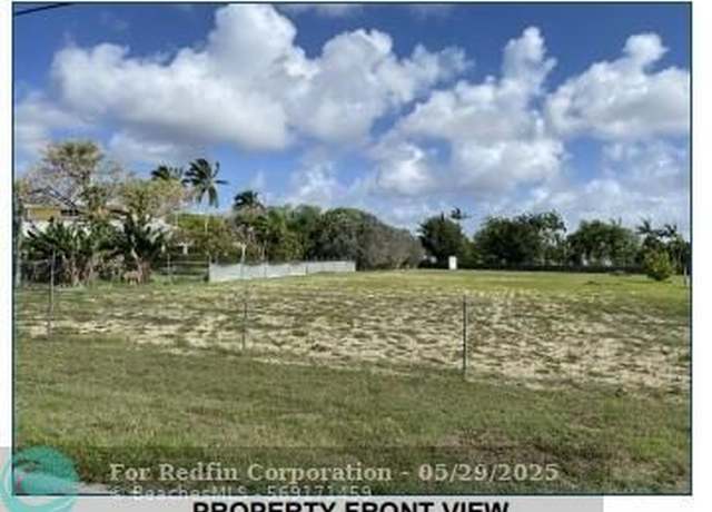 Property at 240 SW 213 Pl, Homestead, FL 33031