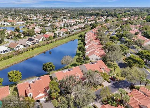 Property at 7889 Lake Sands Dr, Delray Beach, FL 33446, 2 beds, 2 baths
